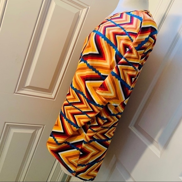 Lularoe | Irma Zig Zag Pattern Orange Tunic XXS - Picture 3 of 8